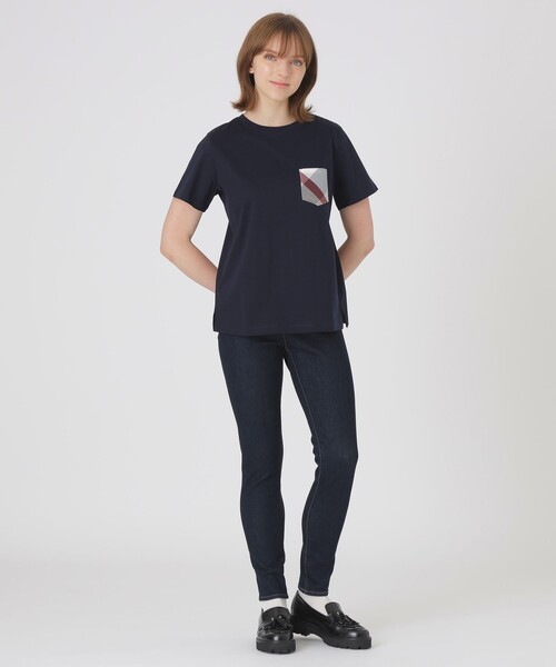 BLUE LABEL CRESTBRIDGE(ブルーレーベルクレストブリッジ)の「【一部店舗限定】コンパクトスムースポケットTシャツ(Tシャツ/カットソー・レディース・オフホワイト・38/40)」の12枚目の写真