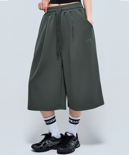 PHYSICAL GARMENTS（フィジカルガーメンツ）の「P2628 ガンヨンテンションピンタックバミューダパンツ [4COLOR]（その他パンツ・メンズ・チャコール/ブラック/グレー・LARGE/SMALL/XX-LARGE）」の6枚目の写真