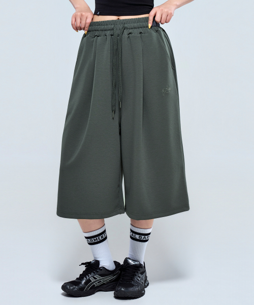 PHYSICAL GARMENTS（フィジカルガーメンツ）の「P2628 ガンヨンテンションピンタックバミューダパンツ [4COLOR]（その他パンツ・メンズ・チャコール/ブラック/グレー・LARGE/SMALL/XX-LARGE）」の15枚目の写真