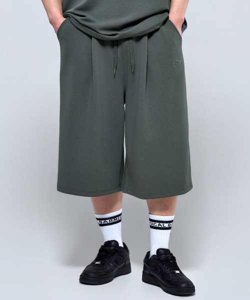 PHYSICAL GARMENTS（フィジカルガーメンツ）の「P2628 ガンヨンテンションピンタックバミューダパンツ [4COLOR]（その他パンツ・メンズ・チャコール/ブラック/グレー・LARGE/SMALL/XX-LARGE）」の17枚目の写真