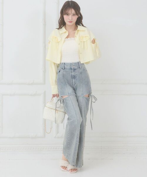 MAJESTIC LEGON(マジェスティックレゴン)の「スリットビジューフレアデニムパンツ(デニムパンツ・レディース・ブルー/グレー/サックスブルー・LARGE/MEDIUM/SMALL/X-SMALL)」の13枚目の写真