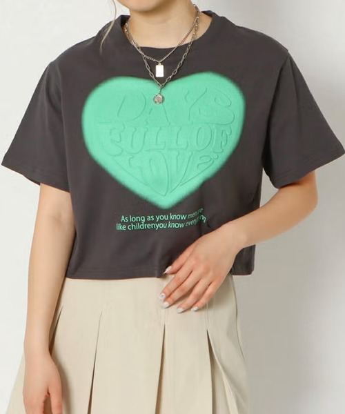GORGE(ゴージ)の「DAYSハートエンジェルTシャツ(Tシャツ/カットソー・レディース・オフホワイト/スミクロ・F)」の2枚目の写真