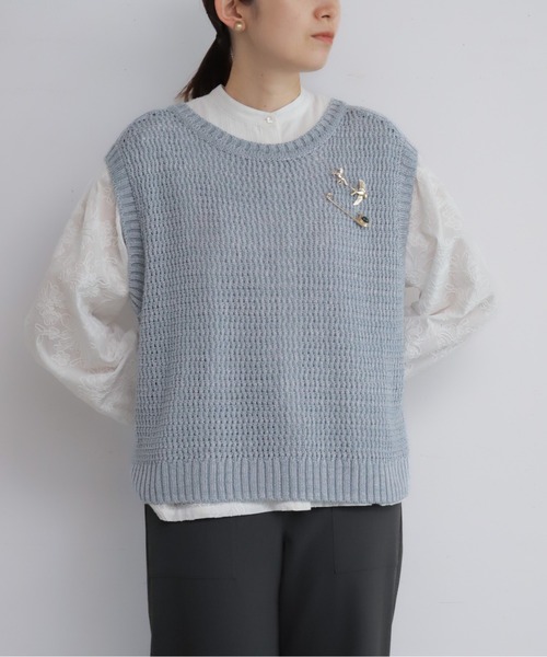 NOMBRE IMPAIR（ノンブルアンペール）の「メタリックヤーン　透かし編みメッシュベスト（ベスト・レディース・グレイッシュブルー/ネイビー・FREE）」の5枚目の写真