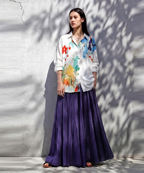 antiqua(アンティカ)の「アート柄 ロングシャツ(シャツ/ブラウス・レディース・ホワイト系その他・ONESIZE)」の4枚目の写真