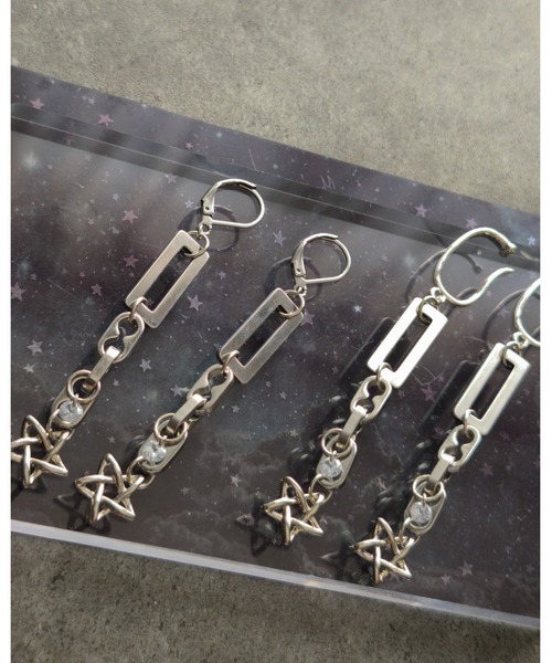 tone(トーン)の「【Mian.invitation】軌道を描くシルバーラインと星モチーフフレンチフックピアス ジルコニア|静かな軌道(MA)(ピアス(両耳用)・レディース・シルバー・FREE)」の10枚目の写真
