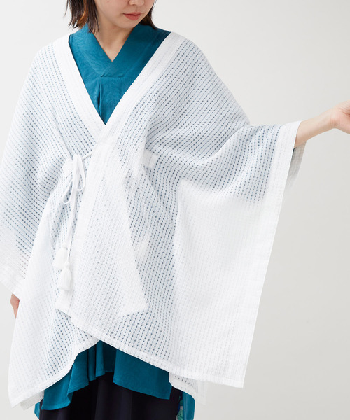 倭物やカヤ(ワモノヤカヤ)の「【倭物やカヤ】透かし風羽織(カーディガン/ボレロ・レディース・スミクロ/ブルー/イエロー/ホワイト・FREE)」の11枚目の写真
