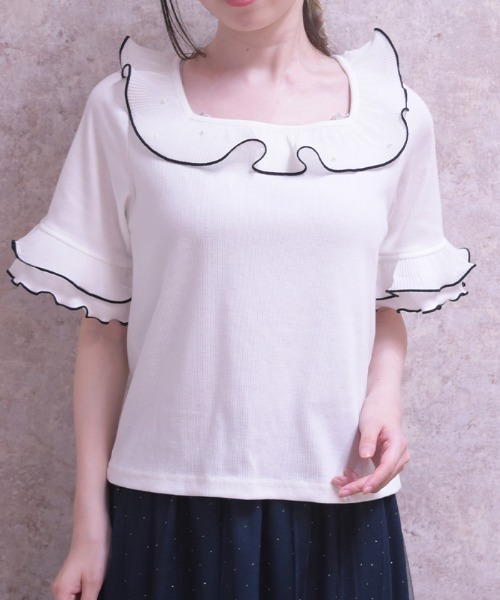 axes femme（アクシーズファム）の「プリーツフリルバイカラープルオーバー（Tシャツ/カットソー・レディース・ホワイト/ブラック/サックスブルー・FREE）」の2枚目の写真