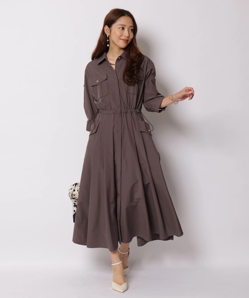 JUSGLITTY(ジャスグリッティー)の「ロールアップシャツワンピース(ワンピース・レディース・ブラウン系その他・2/1/0)」の1枚目の写真