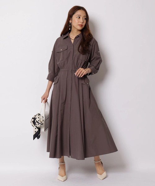 JUSGLITTY(ジャスグリッティー)の「ロールアップシャツワンピース(ワンピース・レディース・ブラウン系その他・2/1/0)」の3枚目の写真