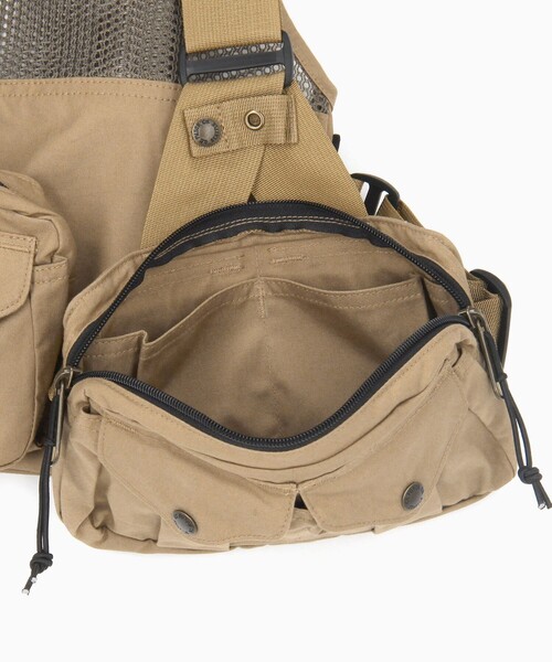 FILSON(フィルソン)の「FILSON/フィルソン Mesh Fishing Strap Vest/メッシュ フィッシング ストラップ ベスト(ベスト・メンズ・ブラウン・フリ-)」の10枚目の写真