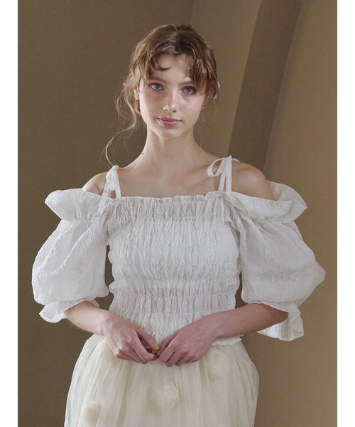 etre loin(エトルワン)の「Sheer jacquard off shoulder blouse / シアージャガードオフショルブラウス(シャツ/ブラウス・レディース・ピンク/ホワイト/ネイビー・M)」の1枚目の写真