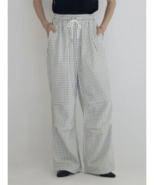 :ETHROF(イーサオブ)の「2WAY WAIST-WRAP SOCCER CHECK PANTS(その他パンツ・レディース・グレー/アイボリー・MEDIUM)」の10枚目の写真