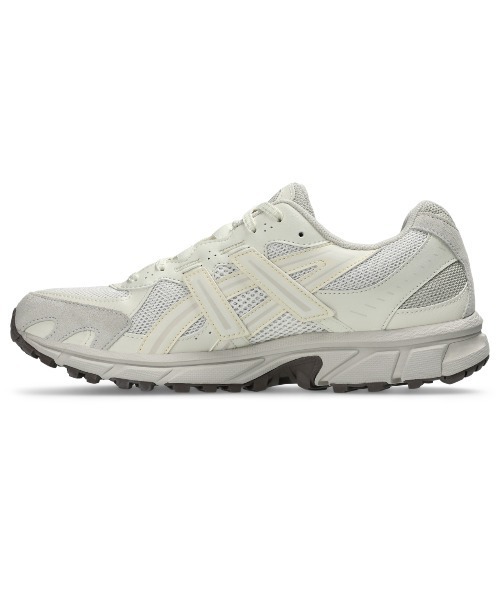 ASICS（アシックス）の「GEL-SONOMA TR62 / ゲルソノマ ティーアール62（スニーカー・メンズ・ホワイト系その他・26.5/25/26/25.5/23/23.5/27.5/22.5/24.5/27/24/28）」の4枚目の写真