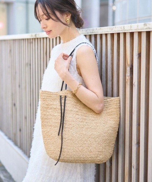 MADE IN MADA ラフィア トートバッグ A4 マダガスカル ベージュ MADE IN MADA /メイドインマダ】ラフィアトートバッグ AMPY BAG