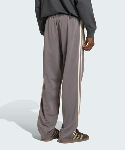 adidas(アディダス)の「ファイヤーバードトラックパンツ / アディダスオリジナルス adidas Originals(スウェットパンツ・メンズ・グレー系その他・XX-LARGE/3XL/LARGE/MEDIUM/SMALL/X-LARGE/X-SMALL)」の2枚目の写真