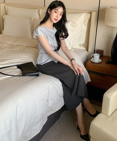 Girly Doll（ガーリードール）の「ノットデザインショートスリーブブラウス（シャツ/ブラウス・レディース・ブルー/オフホワイト/ブラック・FREE）」の6枚目の写真