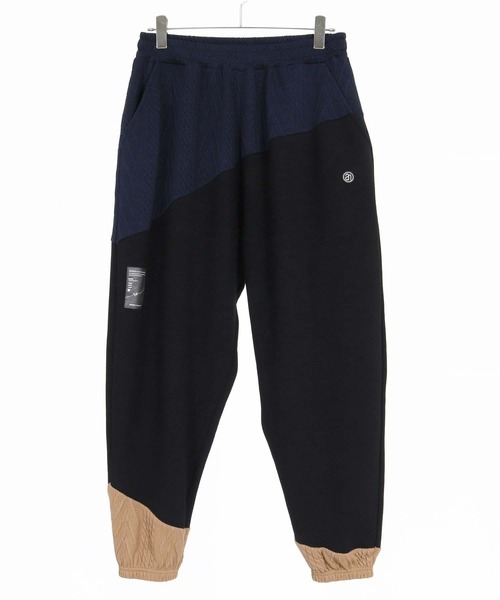 ANGENEHM(アンゲネーム)の「mp15295-Cardboard Knit Jacquard-Blocked Joggers ジョガーパンツ(AG07-020acg)(スウェットパンツ・メンズ・ブラック/ミックスグレー・M/L/S)」の11枚目の写真