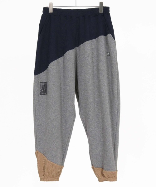 ANGENEHM(アンゲネーム)の「mp15295-Cardboard Knit Jacquard-Blocked Joggers ジョガーパンツ(AG07-020acg)(スウェットパンツ・メンズ・ブラック/ミックスグレー・M/L/S)」の13枚目の写真