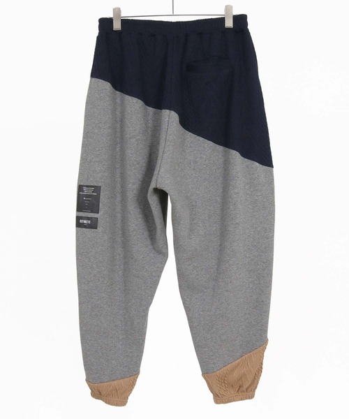 ANGENEHM(アンゲネーム)の「mp15295-Cardboard Knit Jacquard-Blocked Joggers ジョガーパンツ(AG07-020acg)(スウェットパンツ・メンズ・ブラック/ミックスグレー・M/L/S)」の14枚目の写真