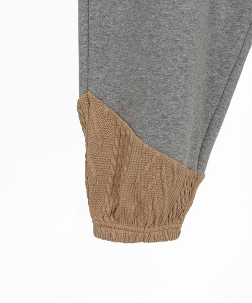 ANGENEHM(アンゲネーム)の「mp15295-Cardboard Knit Jacquard-Blocked Joggers ジョガーパンツ(AG07-020acg)(スウェットパンツ・メンズ・ブラック/ミックスグレー・M/L/S)」の9枚目の写真