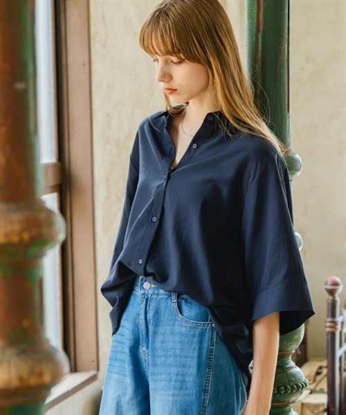 Maison INNESS（メゾンアイネス）の「ドライワッシャードルマンブラウス（吸汗速乾・イージーケア）＜大きいサイズ有＞（シャツ/ブラウス・レディース・オフホワイト/オレンジ/ネイビー・S/L/5L/M/3L/LL/4L）」の2枚目の写真