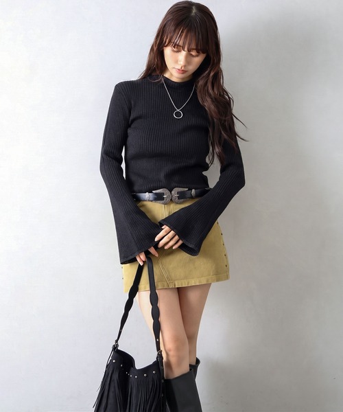 SpRay(スプレイ)の「ラメリブフレアスリーブハイネックトップス(ニット/セーター・レディース・ホワイト/チャコールグレー/ライトグレー/ブラック・FREE)」の20枚目の写真