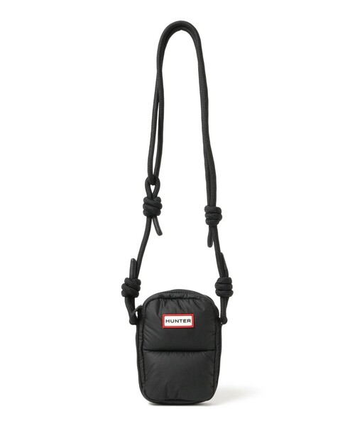 HUNTER(ハンター)の「【WEB限定】HUNTER / パファー イントレピッド エクストラ パフド フォンポーチ(ショルダーバッグ・レディース・ホワイト/ブラック・ONE SIZE)」の2枚目の写真