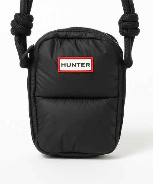 HUNTER(ハンター)の「【WEB限定】HUNTER / パファー イントレピッド エクストラ パフド フォンポーチ(ショルダーバッグ・レディース・ホワイト/ブラック・ONE SIZE)」の10枚目の写真