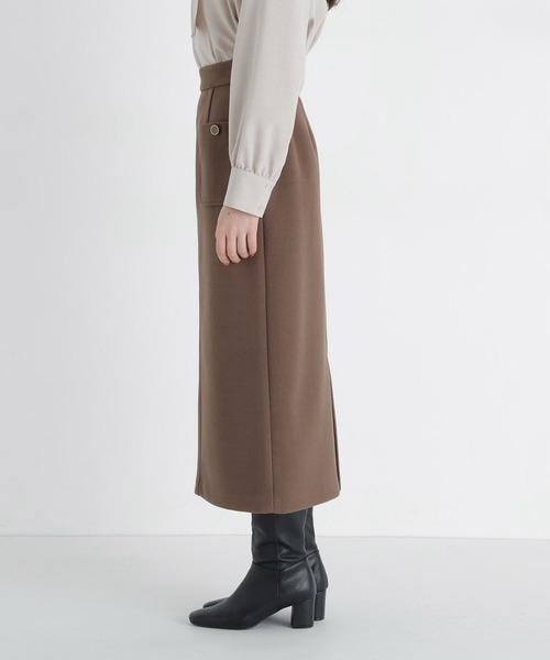 NATURAL BEAUTY BASIC(ナチュラルビューティーベーシック)の「圧縮ジャージーシリーズ ナロースカート(スカート・レディース・ブラウン/チャコールグレー/オフホワイト・LARGE/SMALL/MEDIUM)」の5枚目の写真