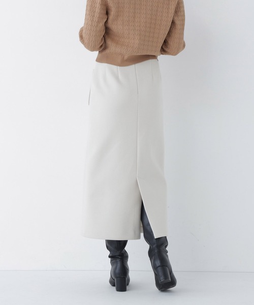 NATURAL BEAUTY BASIC(ナチュラルビューティーベーシック)の「圧縮ジャージーシリーズ ナロースカート(スカート・レディース・ブラウン/チャコールグレー/オフホワイト・LARGE/SMALL/MEDIUM)」の14枚目の写真