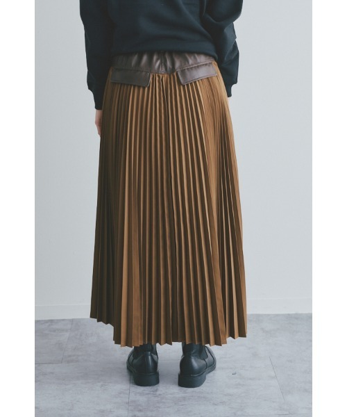 Muel Chic（ミュエルシック）の「Arc eco leather skirt アークエコレザースカート（スカート・レディース・ブラウン/ダークカーキ/ブラック・MEDIUM/SMALL）」の21枚目の写真