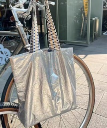ampm（エーエムピーエム）の「シルバー メタリック トートバッグ ストリート 韓国 カジュアル（トートバッグ）」