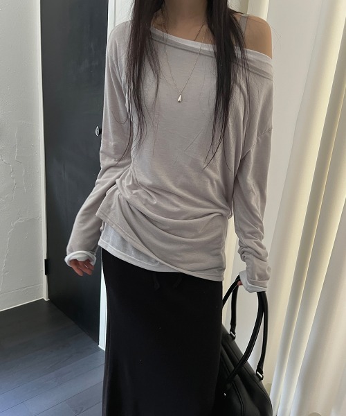 LOENNE(ロエヌ)の「Boat Neck Loose Tee / ボートネックルーズTシャツ(Tシャツ/カットソー・レディース・Mustard/ブラウン/グレー/ホワイト/ブラック・FREE)」の3枚目の写真