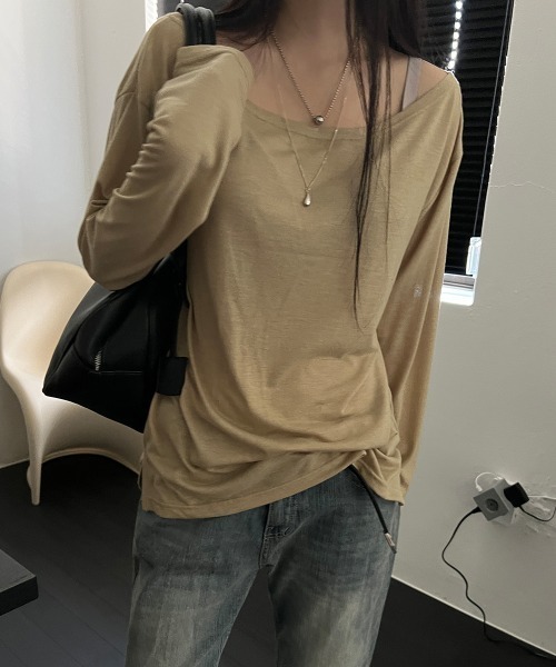 LOENNE(ロエヌ)の「Boat Neck Loose Tee / ボートネックルーズTシャツ(Tシャツ/カットソー・レディース・Mustard/ブラウン/グレー/ホワイト/ブラック・FREE)」の15枚目の写真