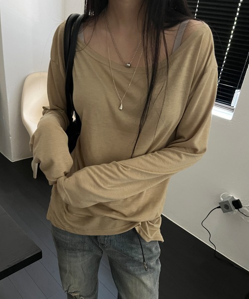 LOENNE(ロエヌ)の「Boat Neck Loose Tee / ボートネックルーズTシャツ(Tシャツ/カットソー・レディース・Mustard/ブラウン/グレー/ホワイト/ブラック・FREE)」の16枚目の写真