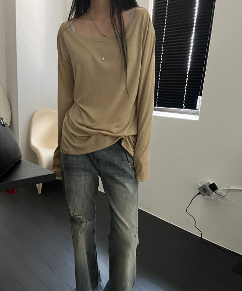 LOENNE(ロエヌ)の「Boat Neck Loose Tee / ボートネックルーズTシャツ(Tシャツ/カットソー・レディース・Mustard/ブラウン/グレー/ホワイト/ブラック・FREE)」の18枚目の写真