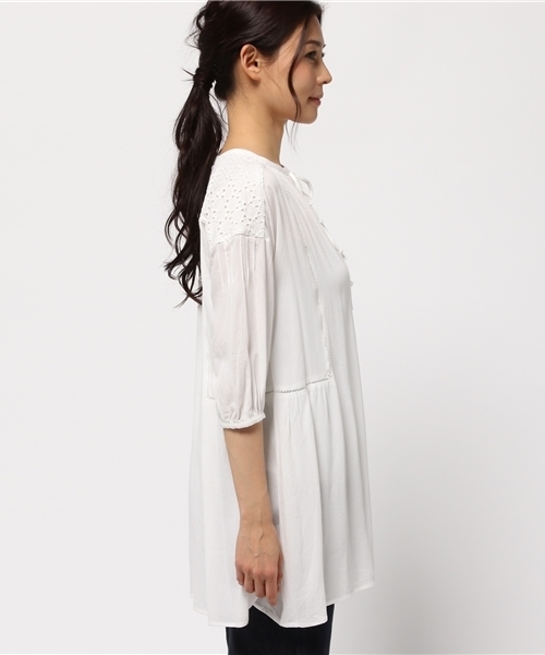 NATURAL BEAUTY BASIC(ナチュラルビューティーベーシック)の「ジョーゼットチュニックブラウス(シャツ/ブラウス・レディース・ホワイト系その他・MEDIUM/SMALL)」の3枚目の写真