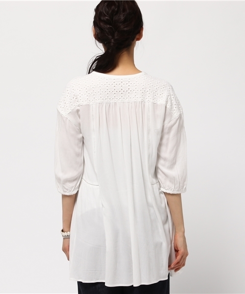 NATURAL BEAUTY BASIC(ナチュラルビューティーベーシック)の「ジョーゼットチュニックブラウス(シャツ/ブラウス・レディース・ホワイト系その他・MEDIUM/SMALL)」の4枚目の写真