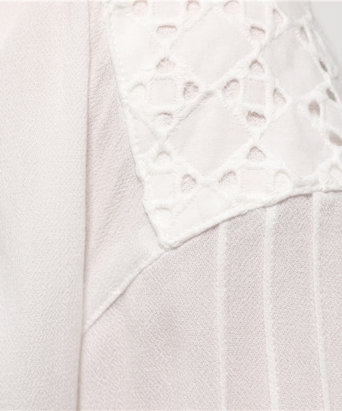 NATURAL BEAUTY BASIC(ナチュラルビューティーベーシック)の「ジョーゼットチュニックブラウス(シャツ/ブラウス・レディース・ホワイト系その他・MEDIUM/SMALL)」の8枚目の写真