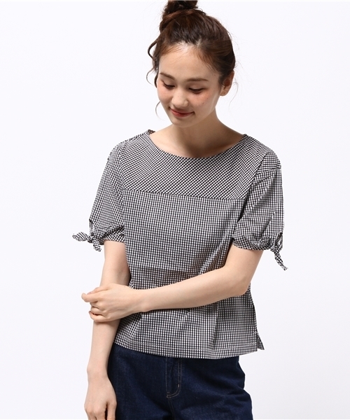 POU DOU DOU（プードゥドゥ）の「袖口リボンブラウス（シャツ/ブラウス・レディース・オフホワイト/ブラック系その他/ブルー・3）」の2枚目の写真