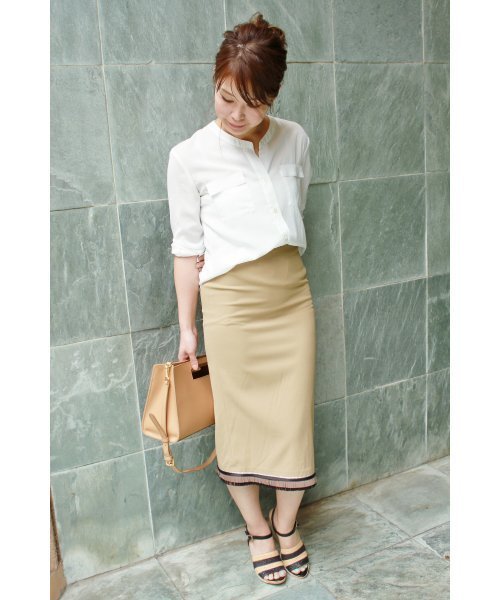 FIGARO Paris(フィガロパリ)の「スエード 裾フリンジスカート◆(スカート・レディース・ベージュ/ブラック・36/38)」の18枚目の写真