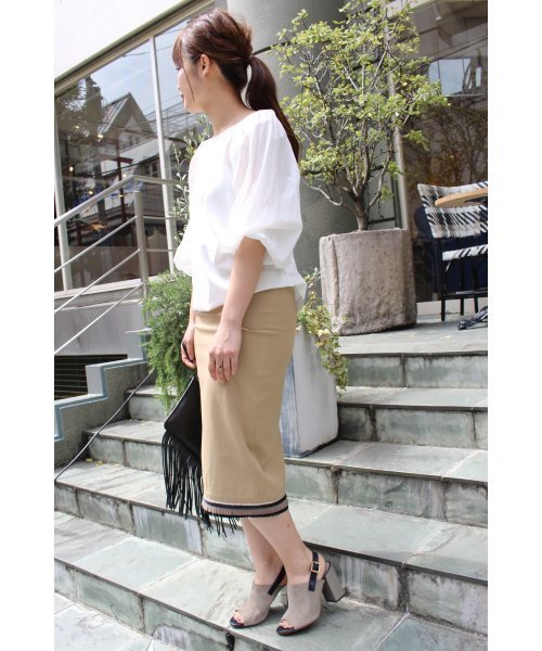 FIGARO Paris(フィガロパリ)の「スエード 裾フリンジスカート◆(スカート・レディース・ベージュ/ブラック・36/38)」の15枚目の写真