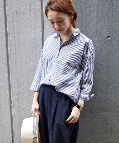 SHIPS Days（シップスデイズ）の「SHIPS Days STANDARD: 2WAYドロップショルダービッグシャツ□（シャツ/ブラウス・レディース・ホワイト/ブルー/ネイビー・S～Ｍ/M～Ｌ）」の3枚目の写真