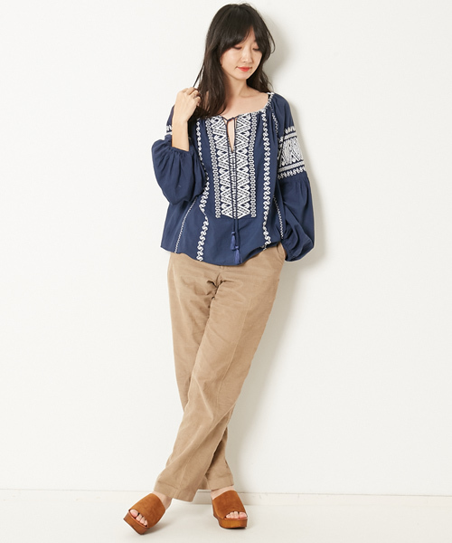 AMERICAN RAG CIE（アメリカンラグシー）の「AMERICAN RAG CIE　ウッドウェッジソールサンダル【WEB限定】（サンダル・レディース・ブラック/ライトグレー/キャメル/ベージュ・38/37/36）」の18枚目の写真