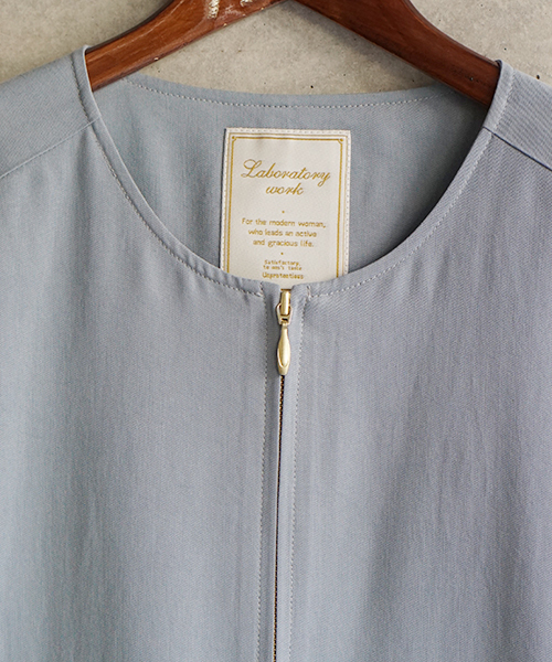 laboratory work(ラボラトリーワーク)の「テンセルツイルブルゾン(ブルゾン・レディース・ベージュ/サックスブルー/カーキ・MEDIUM)」の11枚目の写真