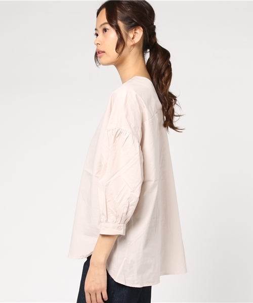 LIPSTAR（リップスター）の「タイプライター袖ボリュームブラウス（シャツ/ブラウス・レディース・ネイビー/オフホワイト/グリーン/ピンク・M(2)）」の15枚目の写真