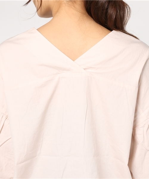 LIPSTAR（リップスター）の「タイプライター袖ボリュームブラウス（シャツ/ブラウス・レディース・ネイビー/オフホワイト/グリーン/ピンク・M(2)）」の18枚目の写真