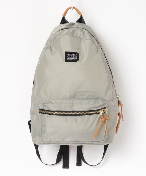FREDRIK PACKERS（フレドリックパッカーズ）の「【FREDRIK PACKERS/フレドリックパッカーズ】420D DAY PACK （バックパック/リュック・レディース・ダークグリーン/ネイビー/ブラック/オリーブ/タン/グレー/ホワイト/ブラック系その他・FREE）」の5枚目の写真