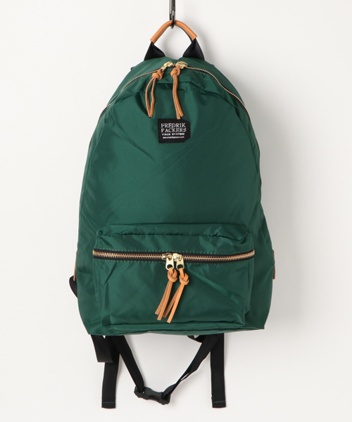 FREDRIK PACKERS（フレドリックパッカーズ）の「【FREDRIK PACKERS/フレドリックパッカーズ】420D DAY PACK （バックパック/リュック・レディース・ダークグリーン/ネイビー/ブラック/オリーブ/タン/グレー/ホワイト/ブラック系その他・FREE）」の7枚目の写真