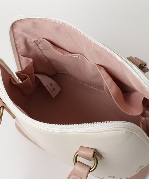 アクシーズファム ポーチ付スカラップブガッティ 新品 axes ショルダーバッグ axes femme（アクシーズファム）の「ポーチ付スカラップ
